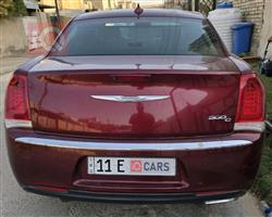 کرایسلەر 300